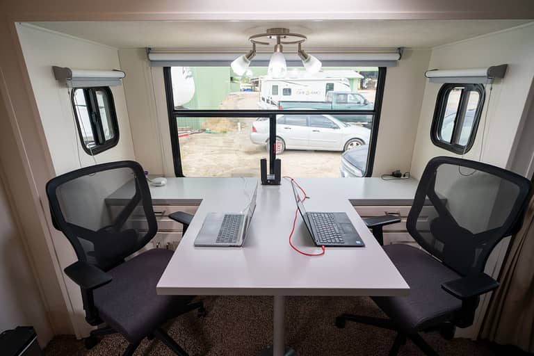 Voxx Office Chairs