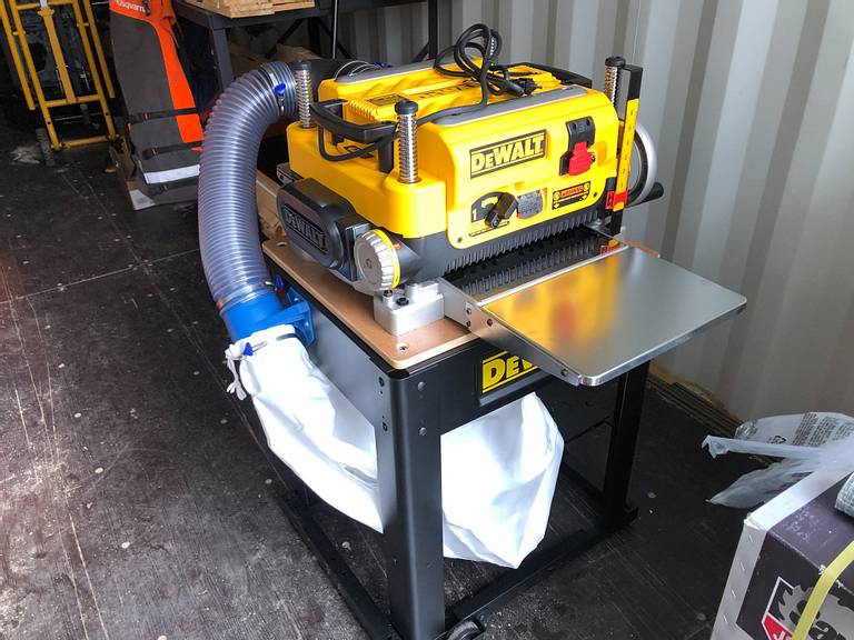 Dewalt DW735X Dust Collection