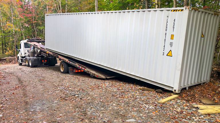 Shipping Container Delivery Tilt Bed Truck