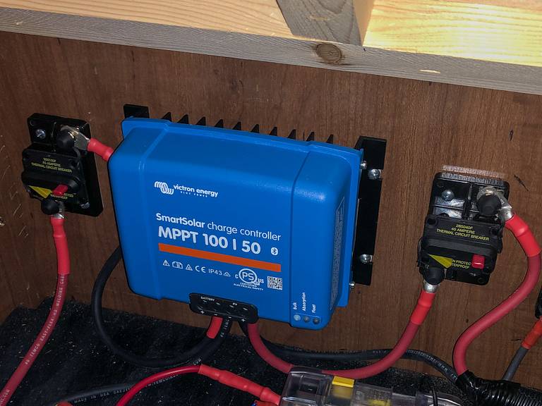 Victron SmartSolar MPPT 100/50