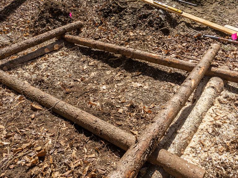 Log Bed Base Layer