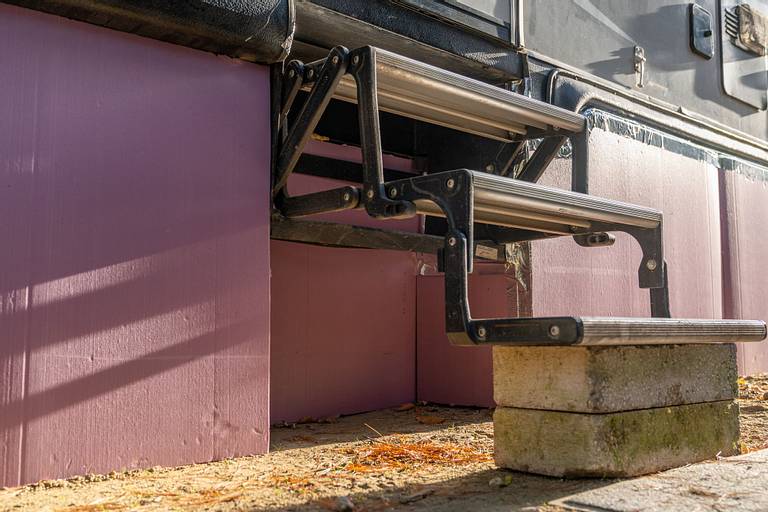 RV Skirting Steps