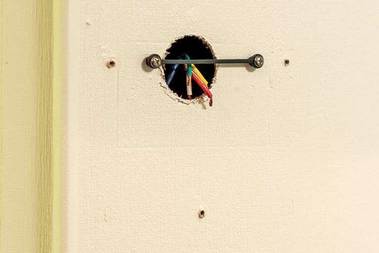 EasyTouch RV Wall Mount