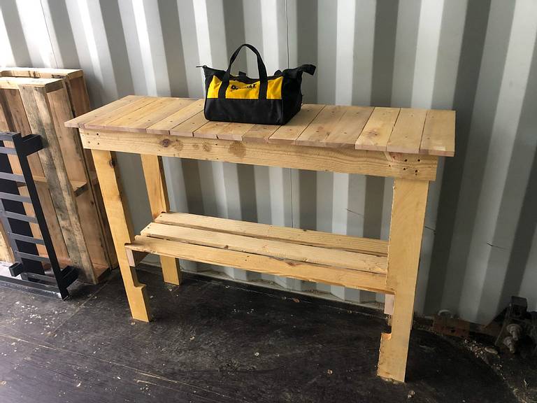 Pallet Workbench