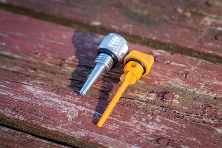 WEN Magnetic Oil Dipstick Comparison