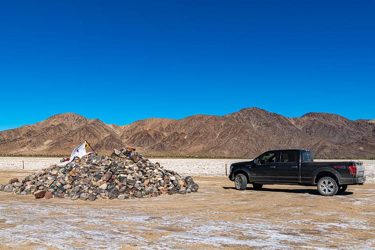 Traveler's Monument on the Mojave Road