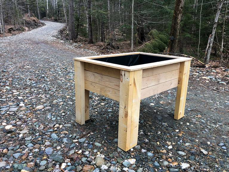 DIY Elevated Herb Planter